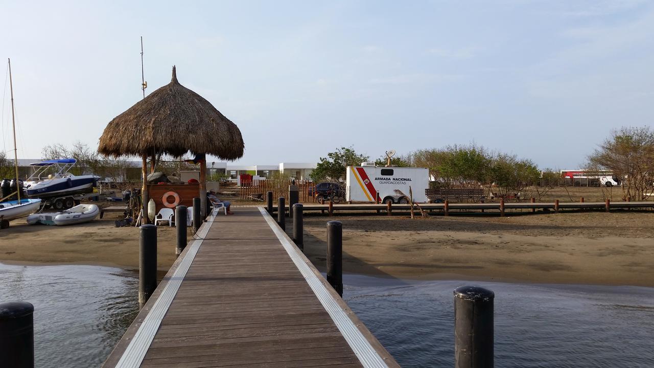 Cabana Puerto Velero Puerto Caiman Екстер'єр фото